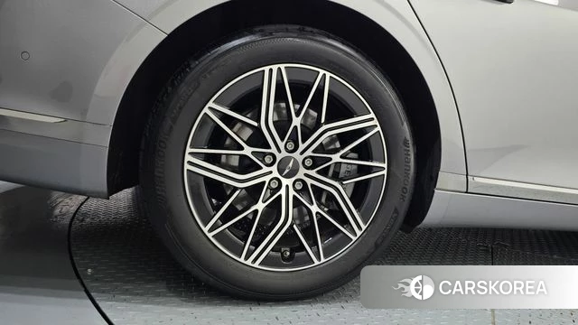 Genesis G90 (RS4) id 4726135 из Кореи 29