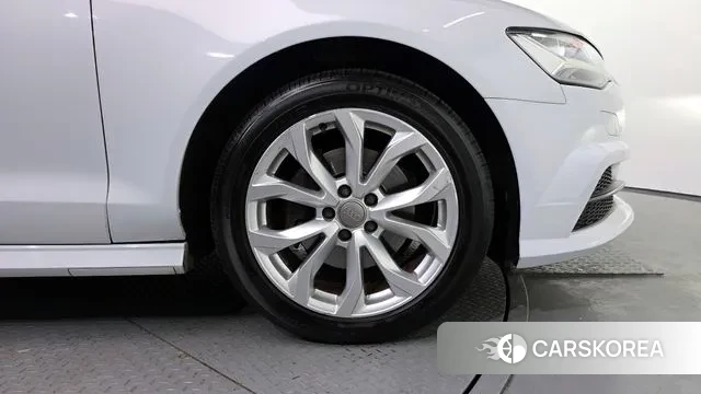 Audi New A6 id 3723676 из Кореи 15