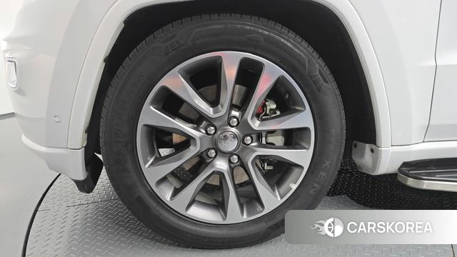 Jeep Grand Cherokee id 4530764 из Кореи 15