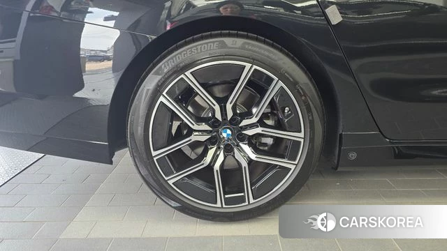 BMW 7 Series (G70) id 4847250 из Кореи 31