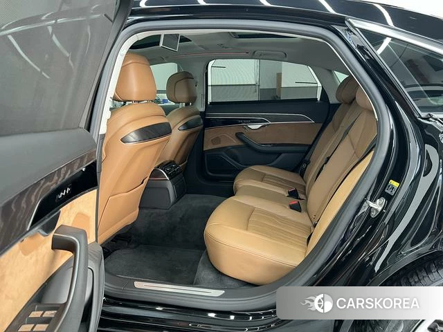 Audi A8 id 4260348 из Китая 15