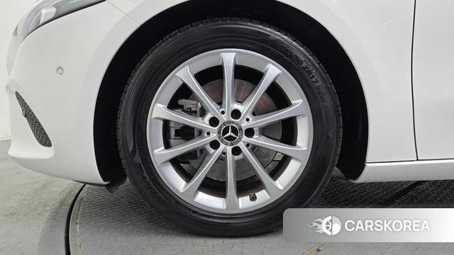Mercedes-Benz A-Class W177 id 4759702 из Кореи 24