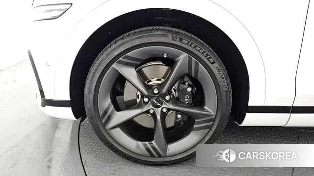 Genesis GV70 id 3596211 из Кореи 15