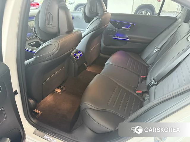 Mercedes-Benz Class C 2024 Белый из Китая, фото 5