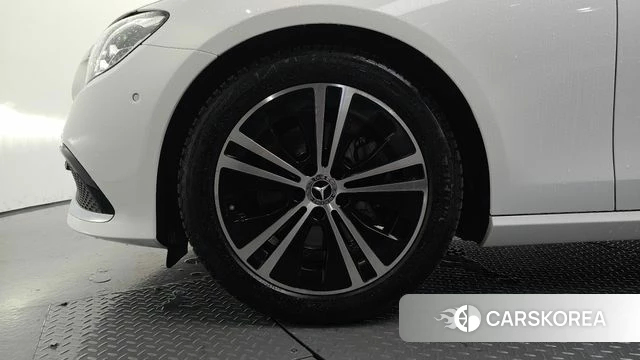 Mercedes-Benz E-Class W213 id 4712112 из Кореи 15