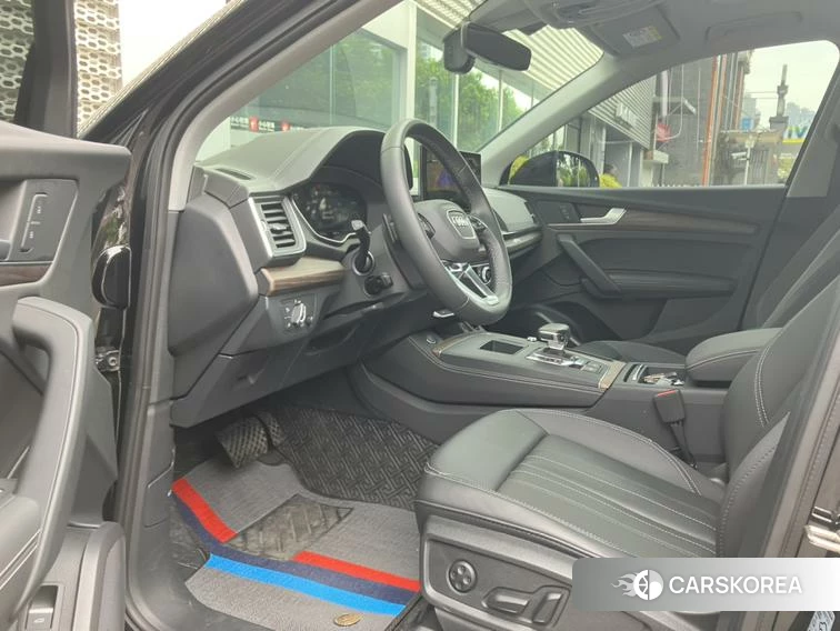 Audi Q5L id 4452703 из Китая 7