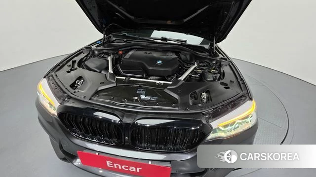 BMW 5 Series (G30) id 4551455 из Кореи 29