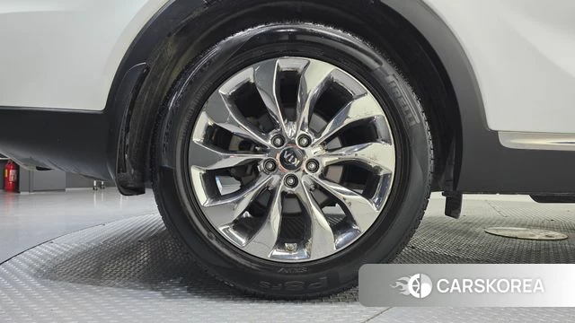 Kia The New Sorento id 4477513 из Кореи 34