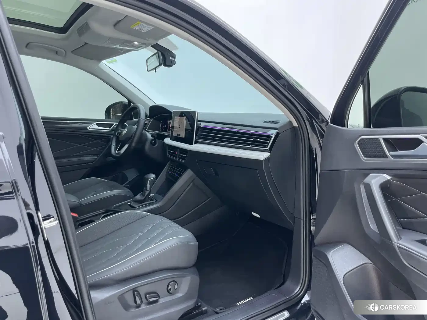 Volkswagen Tiguan L id 4679531 из Китая 26
