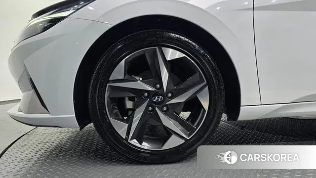 Hyundai Avante (CN7) id 3508156 из Кореи 15