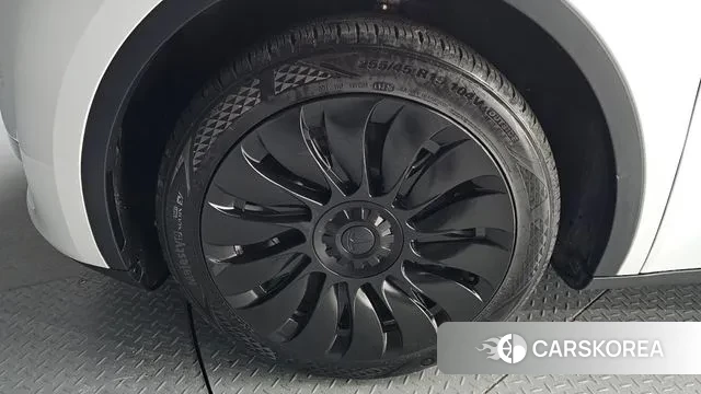 Tesla Model Y id 3477648 из Кореи 15