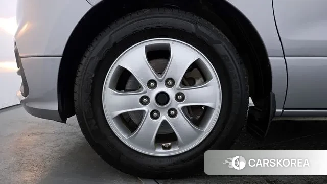 Hyundai The New Grand Starex id 3578858 из Кореи 15