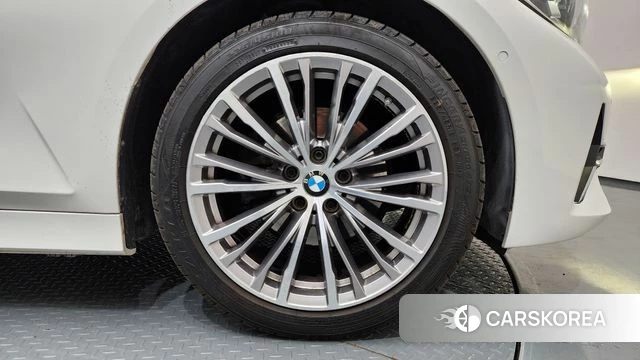 BMW 3 Series (G20) id 3879070 из Кореи 15