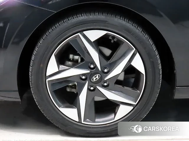 Hyundai Avante (CN7) id 3616574 из Кореи 15