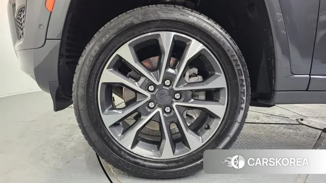 Jeep Grand Cherokee (WL) id 3690493 из Кореи 15