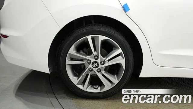 Hyundai Avante AD id 2855641 из Кореи 15