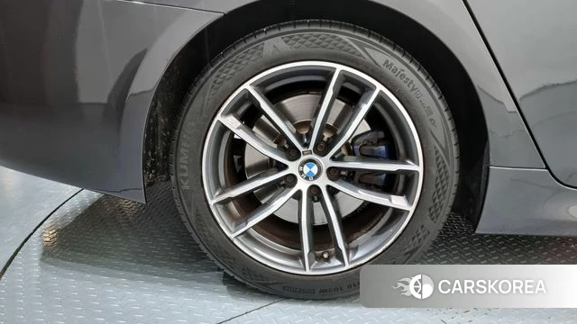 BMW 5 Series (G30) id 3827640 из Кореи 15