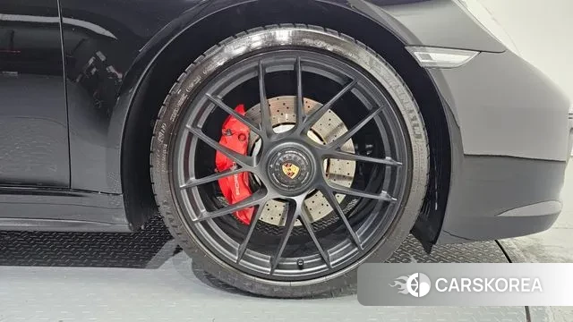 Porsche 911 id 3330733 из Кореи 15