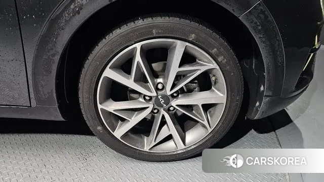 Kia The New Niro id 3508804 из Кореи 15