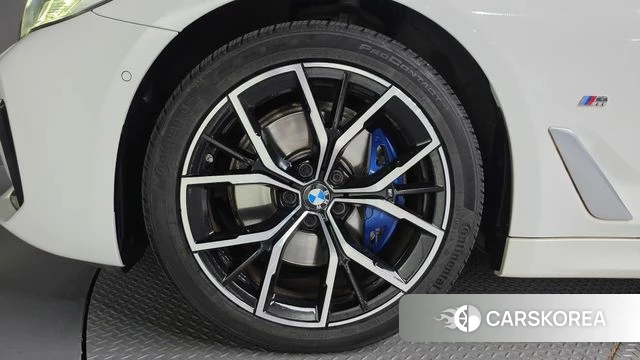 BMW 5 Series (G30) id 4899250 из Кореи 29
