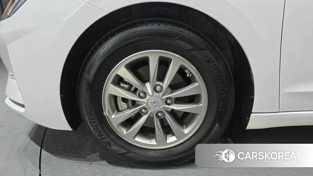 Hyundai The New Avante AD id 4417161 из Кореи 25