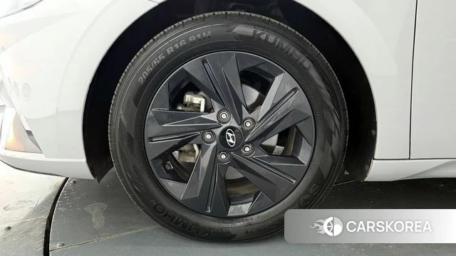 Hyundai Avante Hybrid (CN7) id 3904124 из Кореи 15