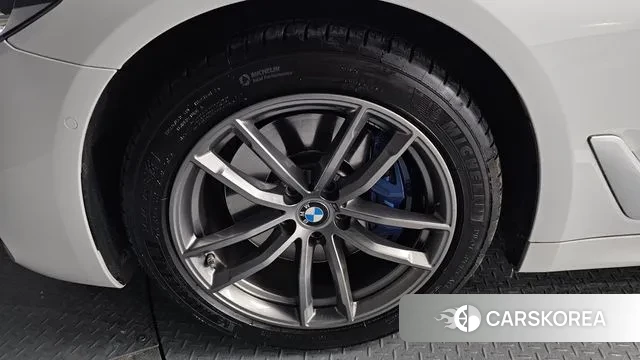 BMW 5 Series (G30) id 3622653 из Кореи 15