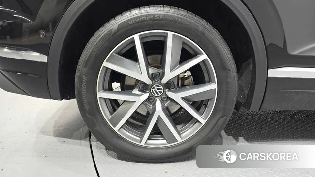 Volkswagen Touareg 3rd generation id 3891716 из Кореи 15