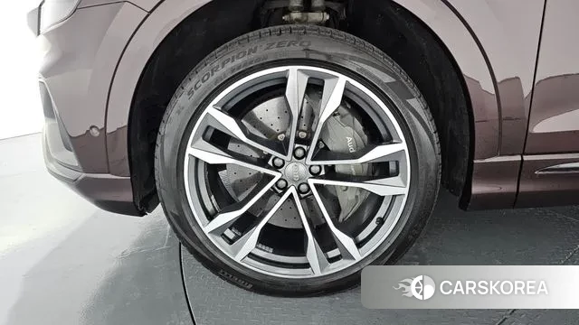 Audi SQ8 (4M) id 3448761 из Кореи 16