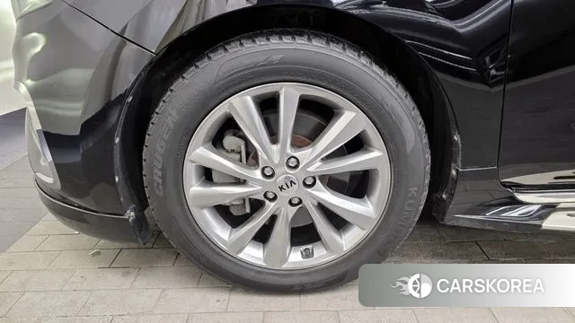 Kia The New Carnival id 3578757 из Кореи 15