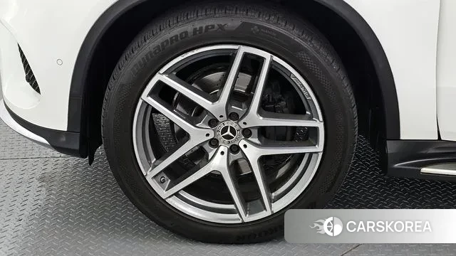 Mercedes-Benz GLE - Class W166 id 2977065 из Кореи 15