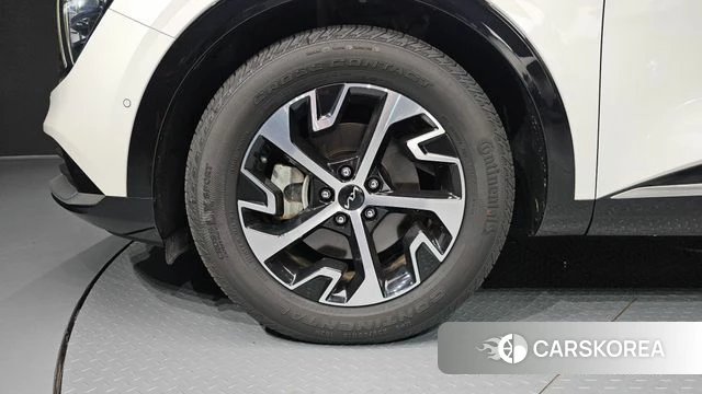 Kia Sportage 5th Generation Hybrid id 4848544 из Кореи 28