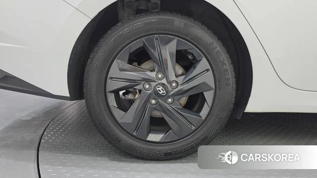 Hyundai Avante Hybrid (CN7) id 4682877 из Кореи 15