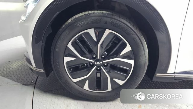 Kia EV6 id 4195463 из Кореи 15