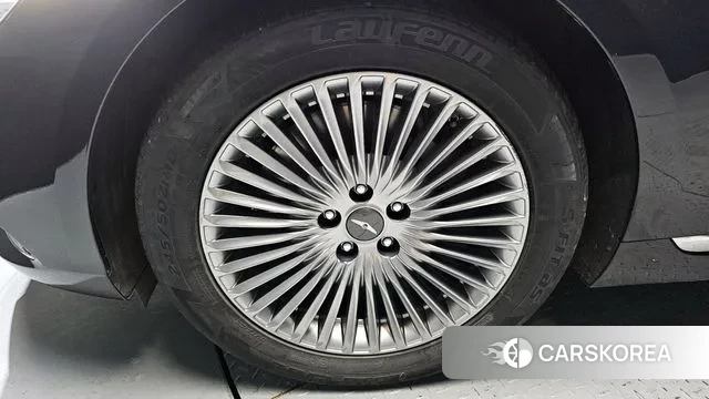 Genesis G90 id 3723063 из Кореи 15