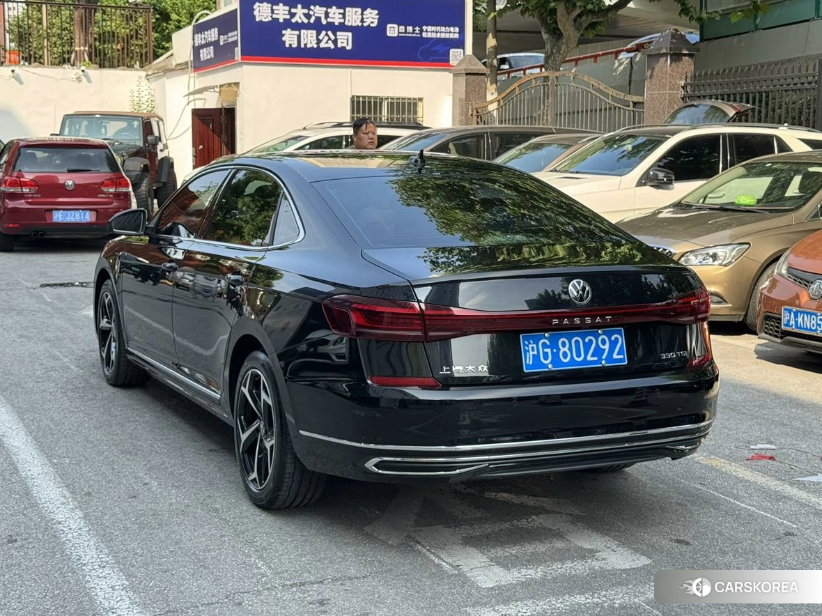 Volkswagen Passat id 4419179 из Китая 9