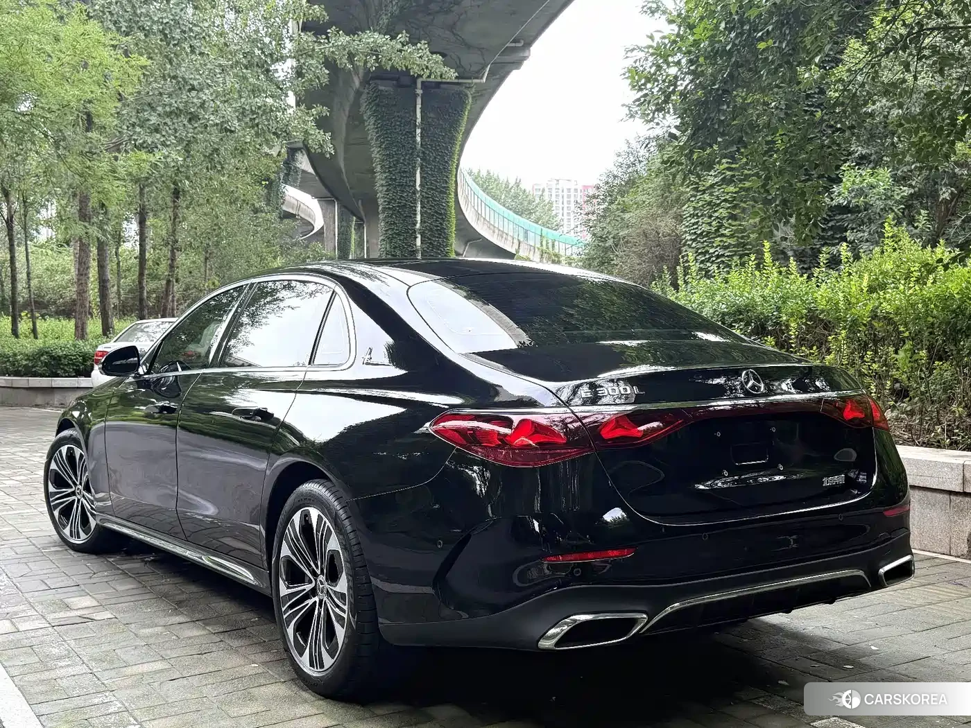 Mercedes-Benz E-Class id 4669473 из Китая 7