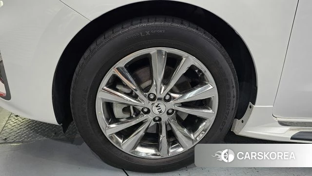 Kia The New Carnival id 4508636 из Кореи 15