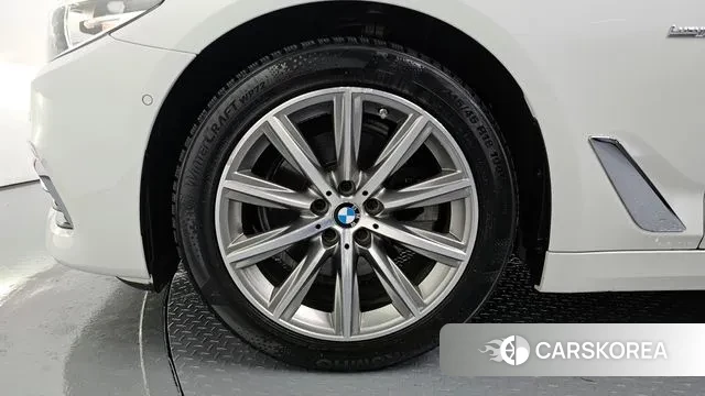 BMW 5 Series (G30) id 3325245 из Кореи 15