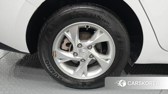 Hyundai Avante (CN7) id 4470793 из Кореи 23