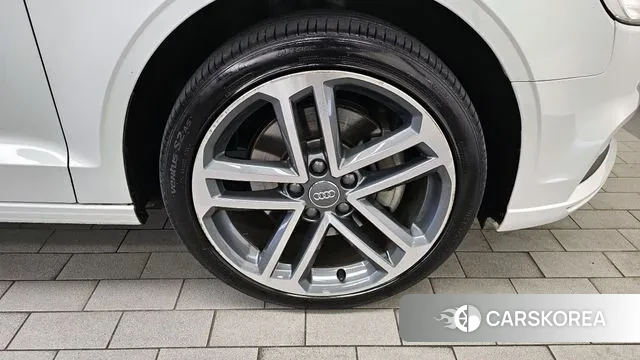 Audi New A3 id 3028944 из Кореи 15