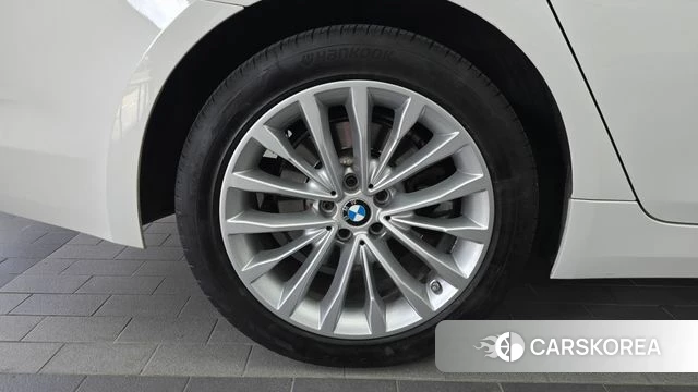 BMW 5 Series (G30) id 4530860 из Кореи 26