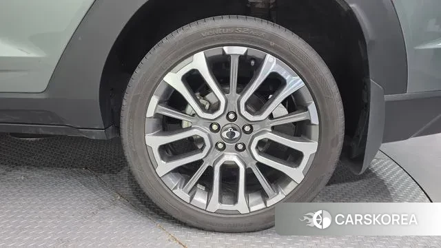 Ssangyong The New Torres id 3732634 из Кореи 15