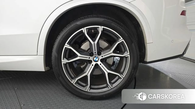 BMW X5 (G05) id 4572855 из Кореи 29