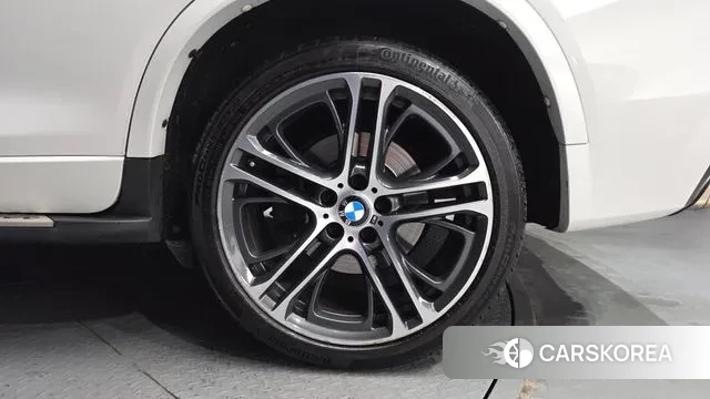 BMW X4 (F26) id 3682588 из Кореи 15