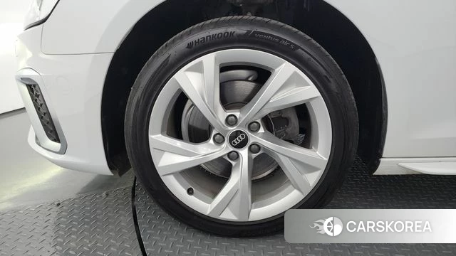 Audi A4 (B9) id 4396242 из Кореи 29