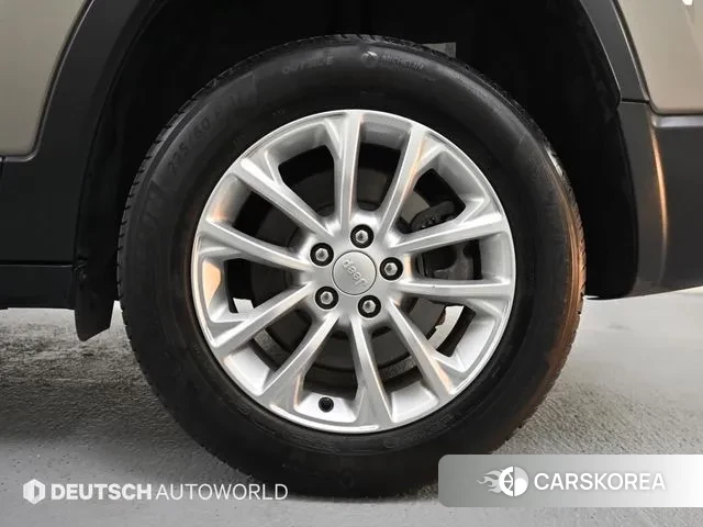 Jeep Cherokee (KL) id 3313285 из Кореи 15