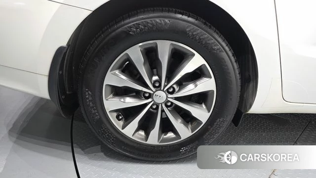 Kia All New Carnival id 4325986 из Кореи 15