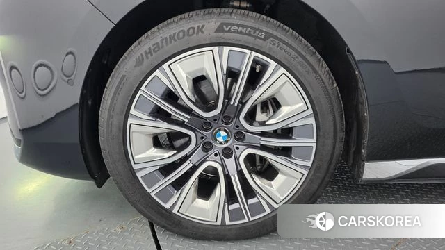 BMW 7 Series (G70) id 4863509 из Кореи 30