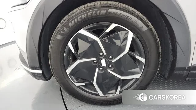 Hyundai Ionic 5 id 3437281 из Кореи 15